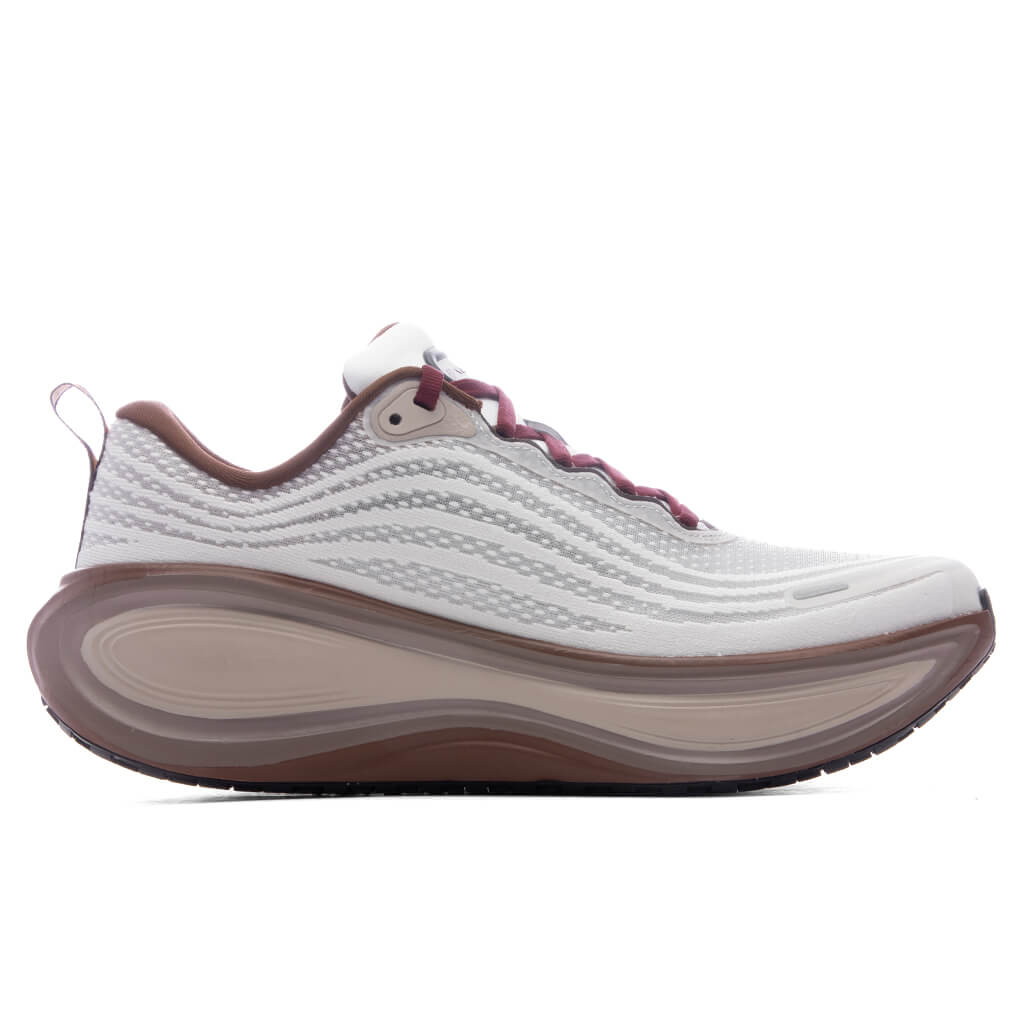 Vomero Plus - Sail/Baroque Brown