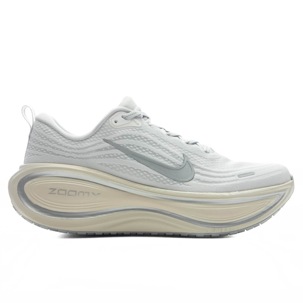Vomero Plus - Platinum Tint/Reflect Silver/Grey Fog