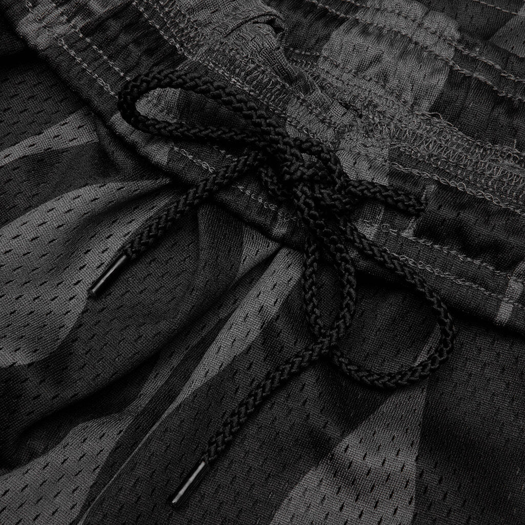 Waved Mesh Shorts - Black