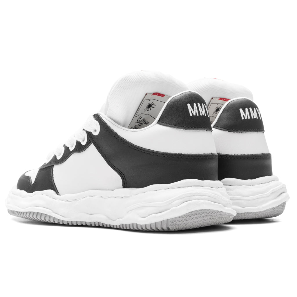 Wayne Low Top Sneakers - Black/White