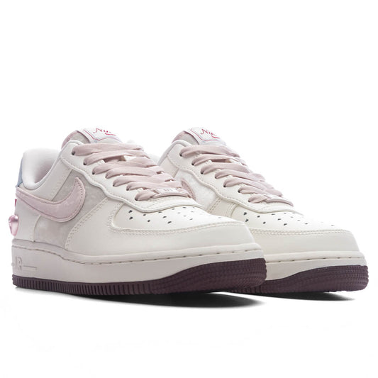 Women's Air Force 1 '07 'Valentine's Day' - Sail/Silt Red/Light Armory Blue