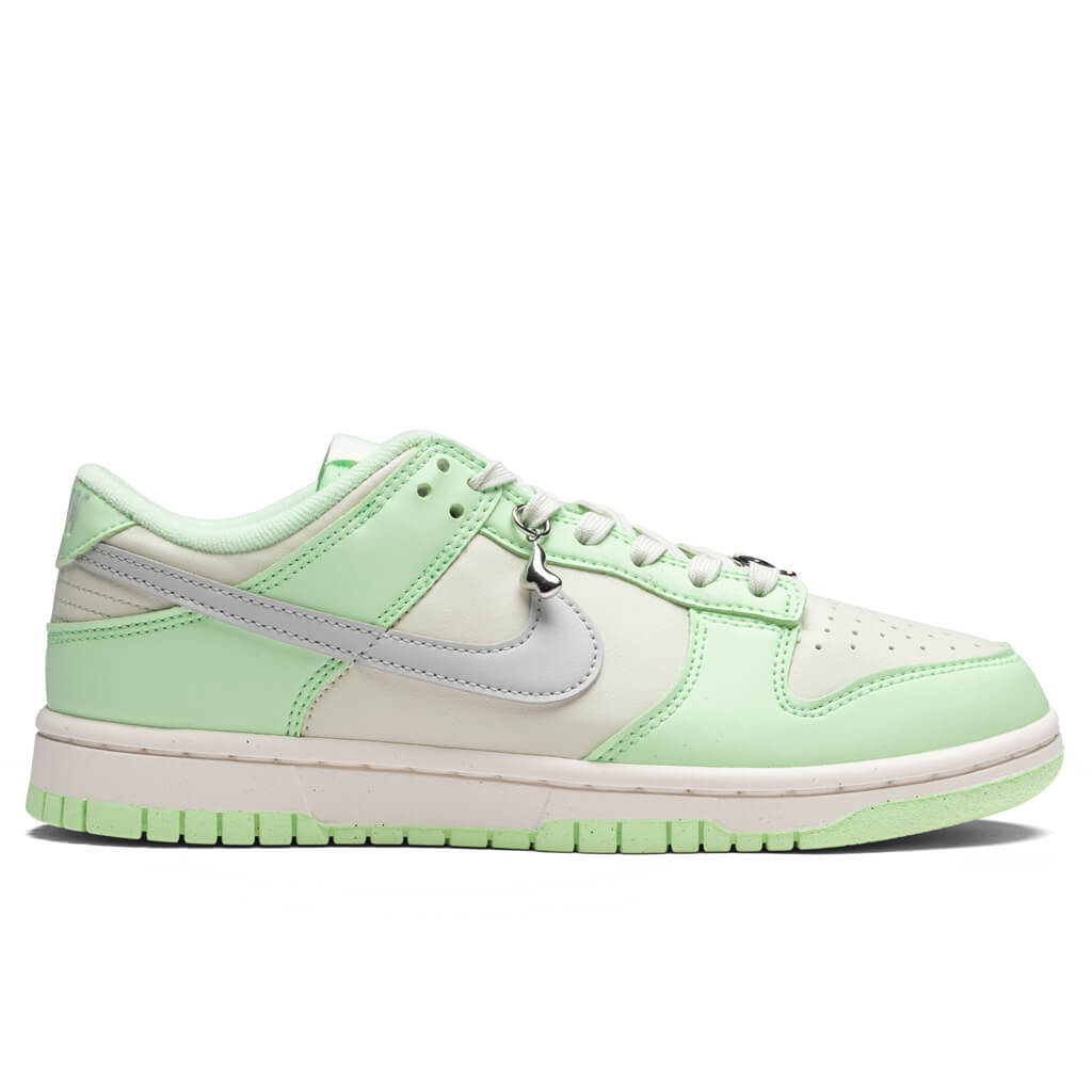 Women's Dunk Low Next Nature - Sea Glass/Light Silver/Vapor Green/Sail