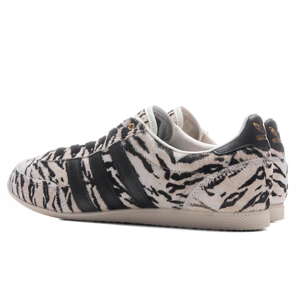 Women's Japan - Off White/Core Black/Core Black