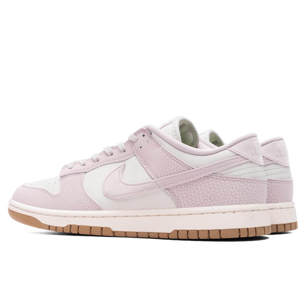 Women's Nike Dunk Low Premium Next Nature - Light Bone/Platinum Violet