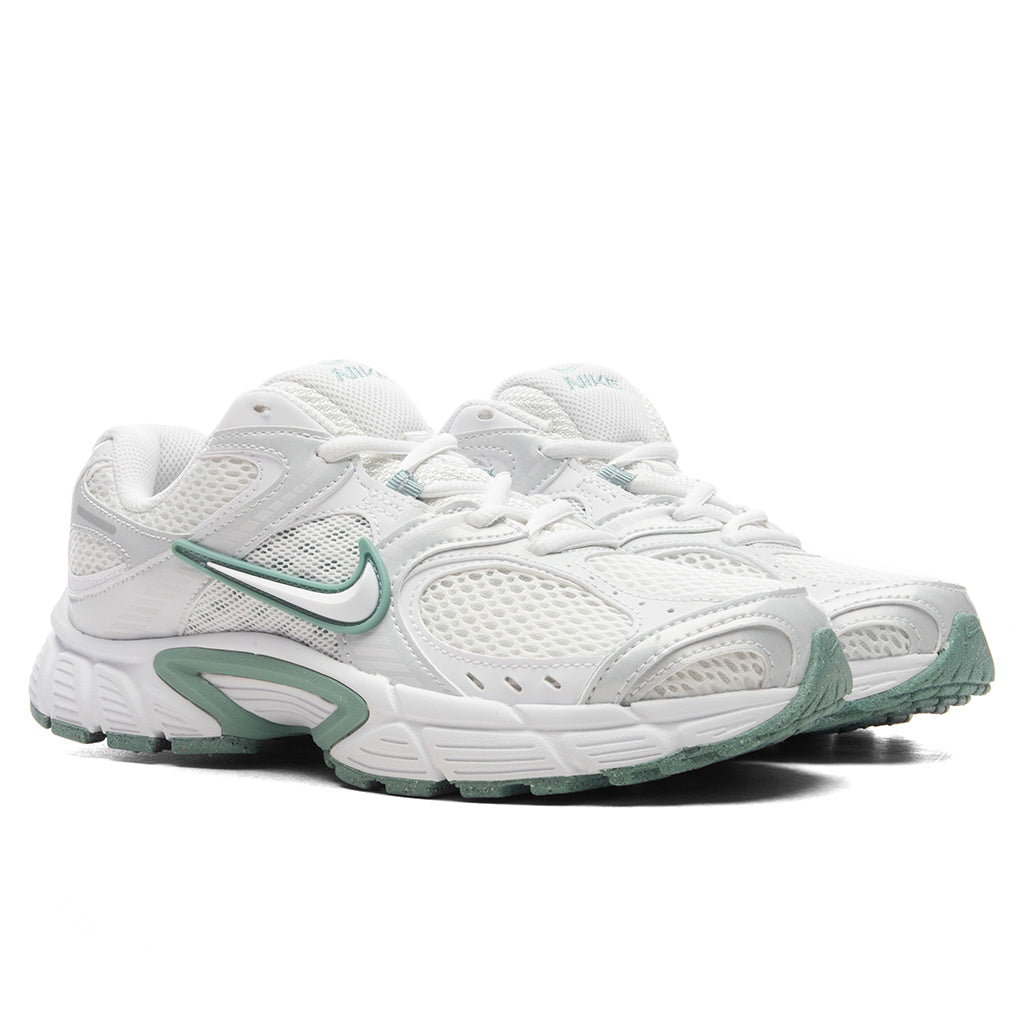 Women's V5 RNR - Summit White/White/Vast Grey/Cannon