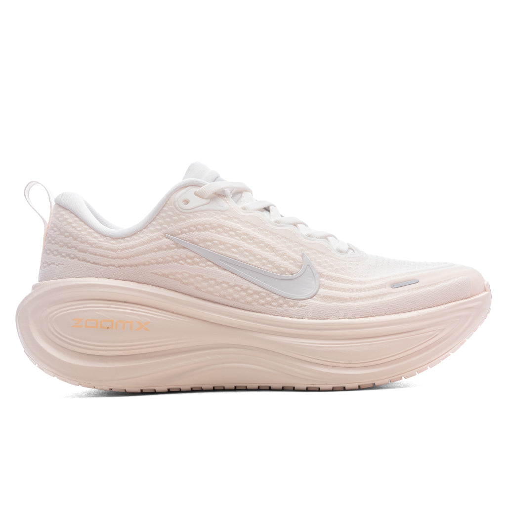 Women's Vomero Plus - Guava Ice/Sail/Orange Chalk