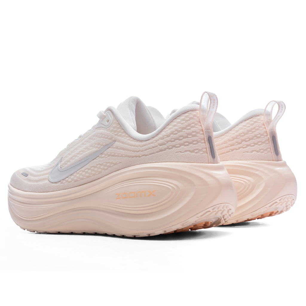 Women's Vomero Plus - Guava Ice/Sail/Orange Chalk