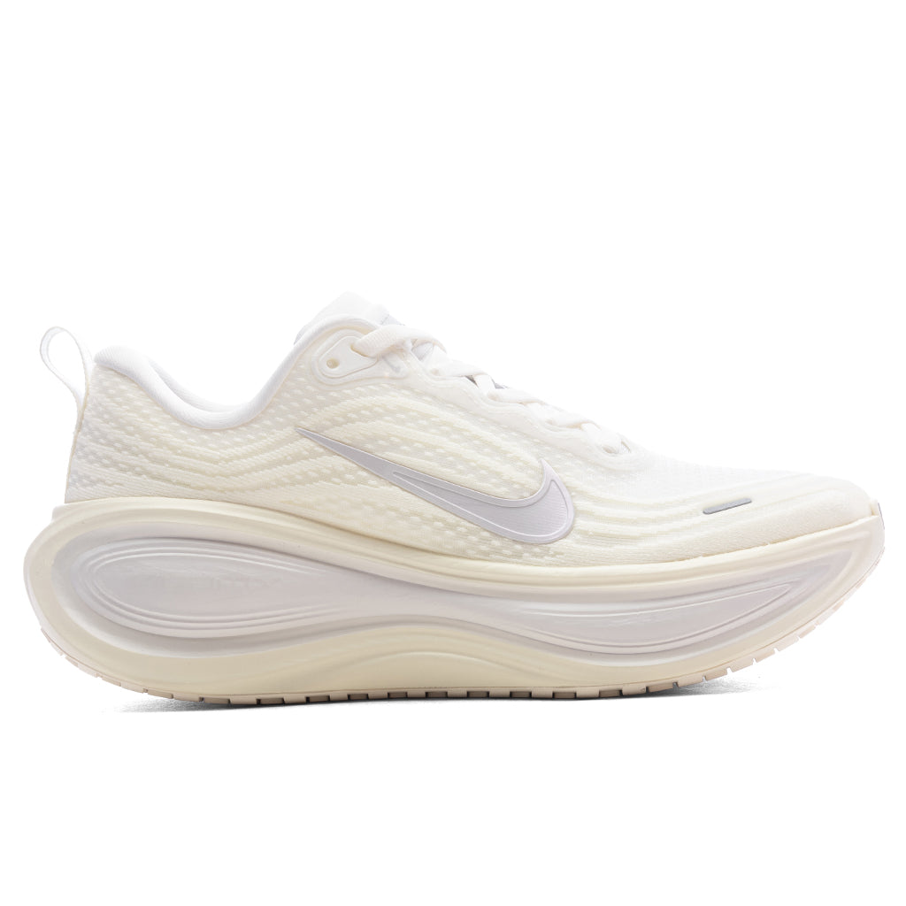 Women's Vomero Plus - Sail/Summit White/Alabaster