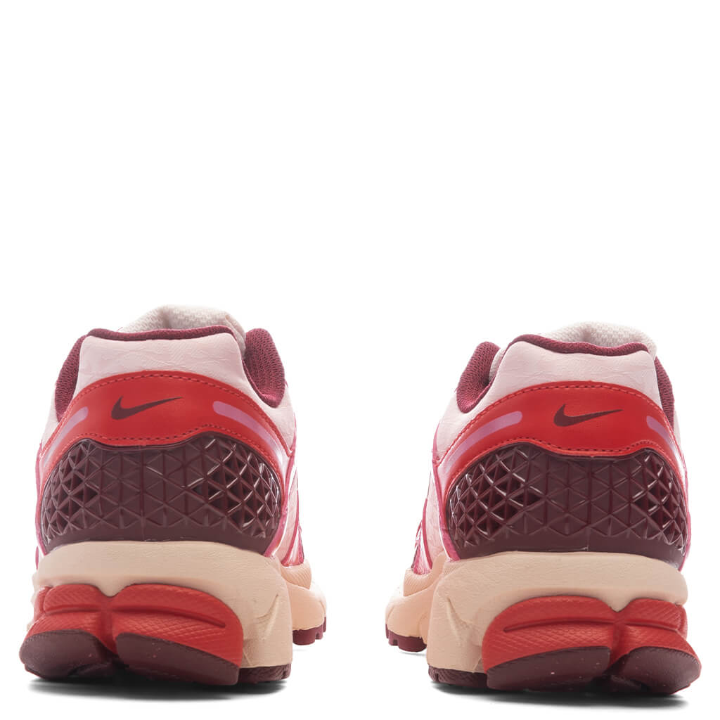 Women's Zoom Vomero 5 - Light Soft Pink/Light Crimson/Team Red