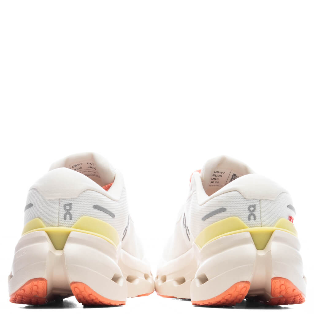 Women's Cloudrunner 3 - Ivory/Dew