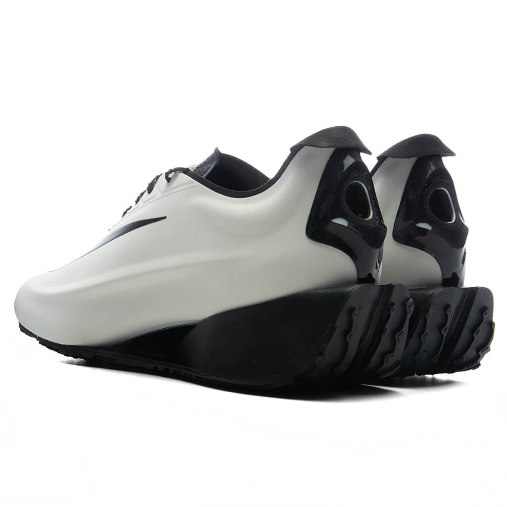 Women's First Sight Noir - Light Bone/Black/Metallic Dark Grey