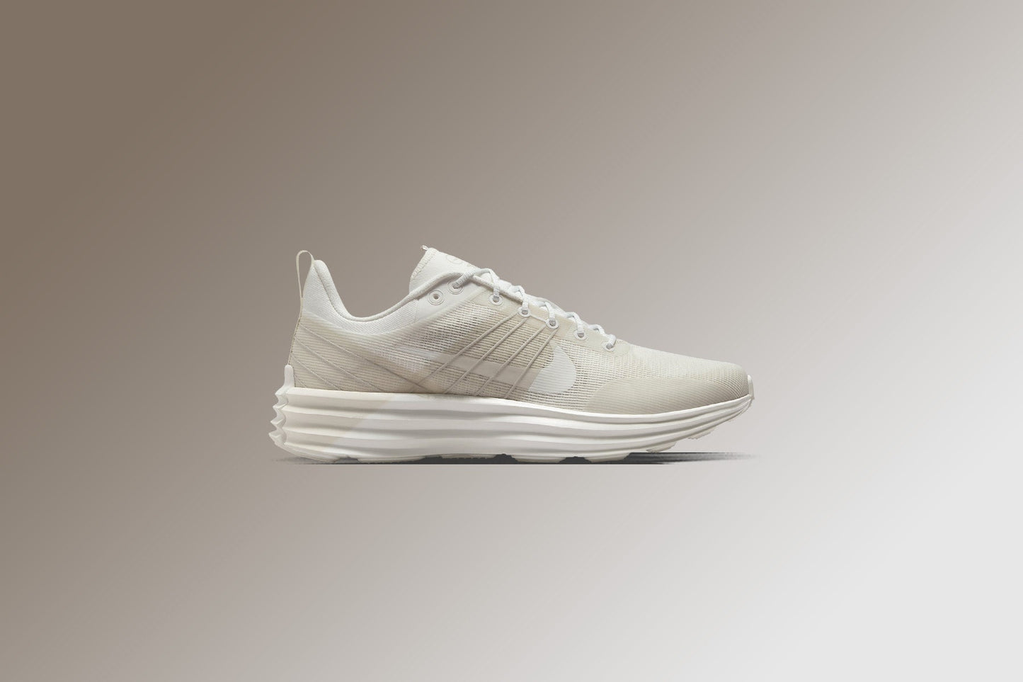 Lunar Roam - Summit White/Summit White/Phantom