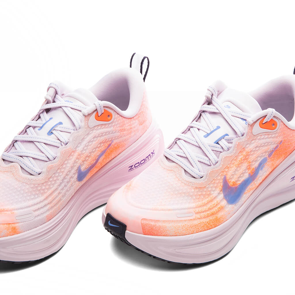 Women's Vomero Plus - Bleached Lilac/Royal Pulse/Hyper Crimson