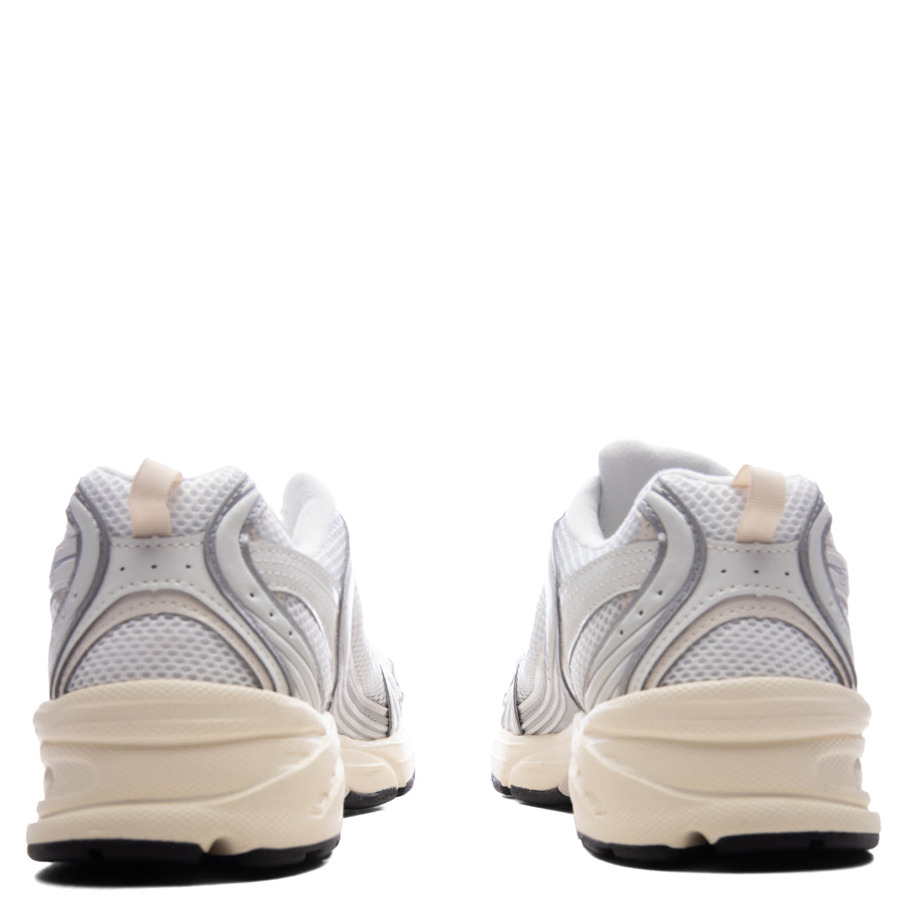 530 - Silver Metallic/Linen