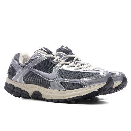Zoom Vomero 5 - Iron Grey/Chrome/Metallic Silver