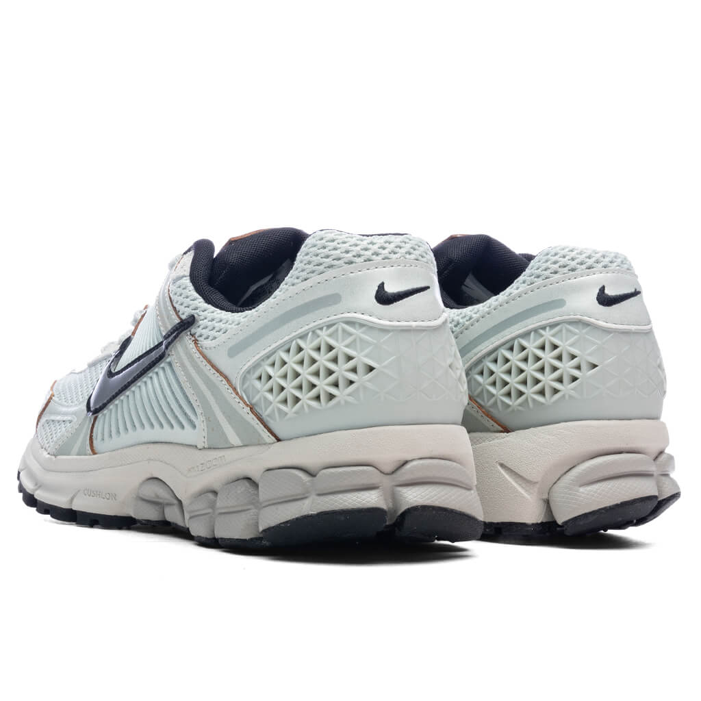 Women's Zoom Vomero 5 - Light Silver/Chrome/Light Bone Black