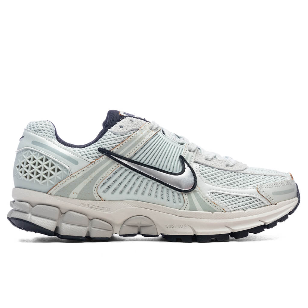 Women's Zoom Vomero 5 - Light Silver/Chrome/Light Bone Black