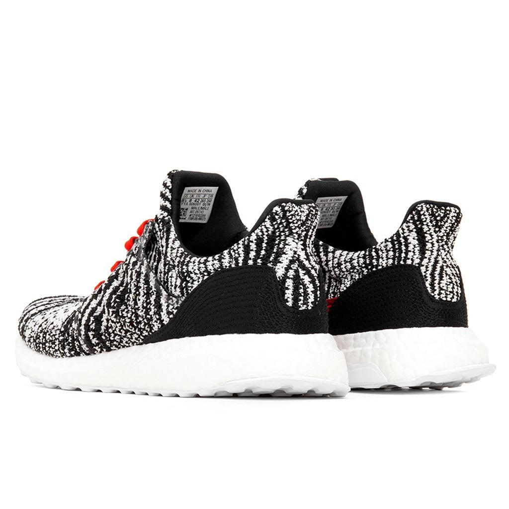 adidas Originals x Missoni Ultraboost - Core Black/White/Active Red