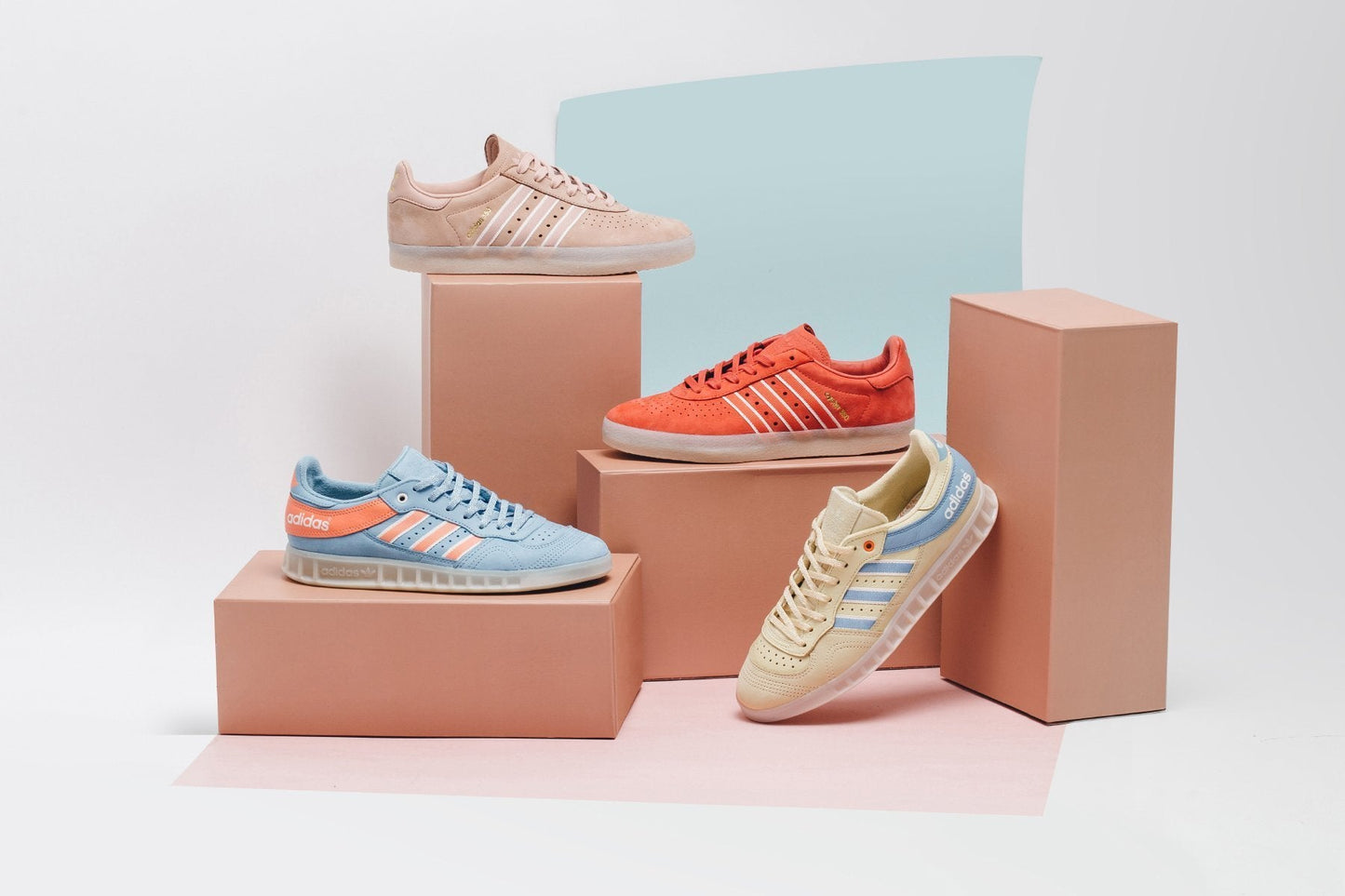 adidas Originals x Oyster Holdings 350 - Trace Scarlet/Core White/Gold