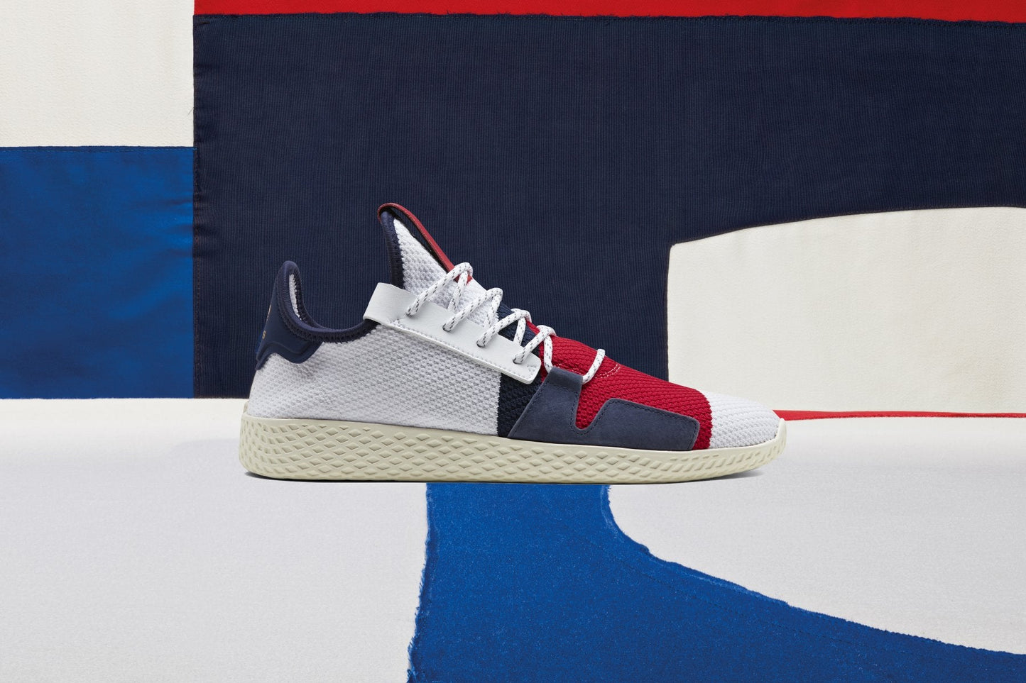 adidas Originals x Pharrell Williams BBC HU V2 - White/Scarlet/Dark Blue