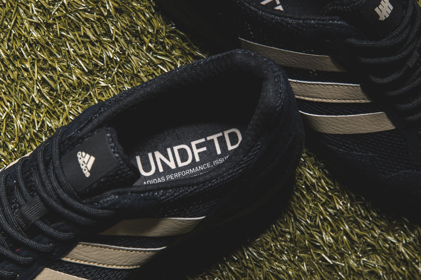 adidas Originals x UNDEFEATED Adizero Adios - Core Black/SUPCOL/Core Black