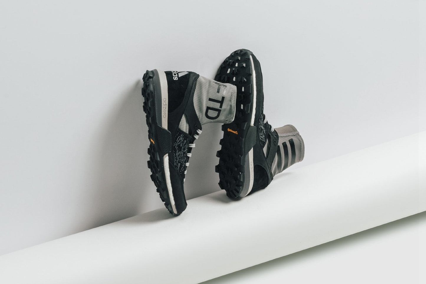 adidas Originals x UNDEFEATED Adizero XT Boost - Shift Grey/Cinder/Utility Black