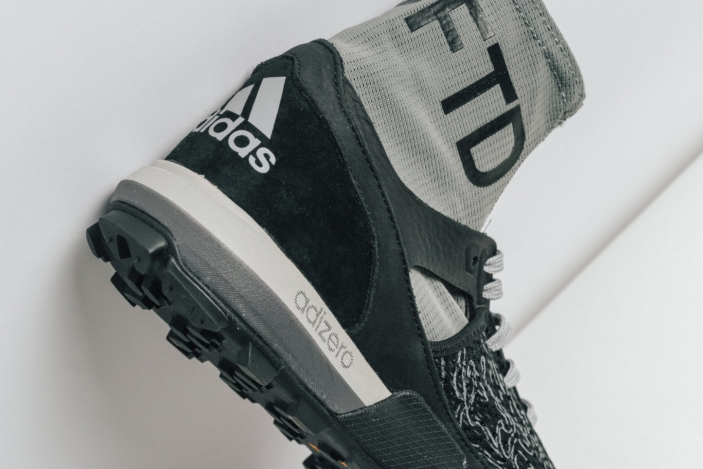 adidas Originals x UNDEFEATED Adizero XT Boost - Shift Grey/Cinder/Utility Black