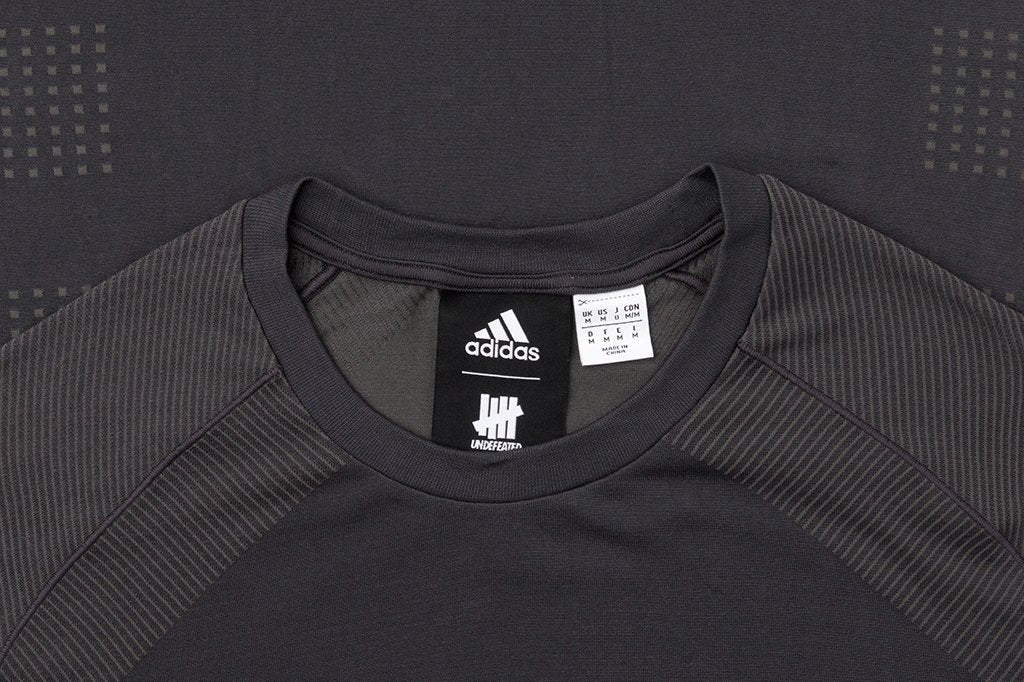 adidas Originals x UNDEFEATED Primeknit Tee LTD - Utility Black/Cinder/Utility Black