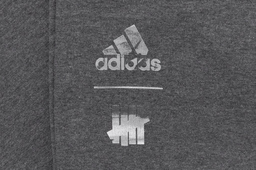 adidas Originals x UNDEFEATED Tech Sweatpant - Dark Grey Heather