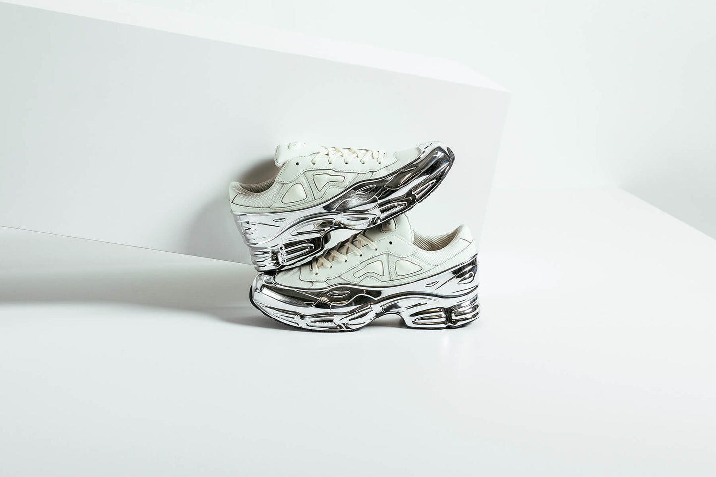 adidas Originals x Raf Simons Ozweego - Core White