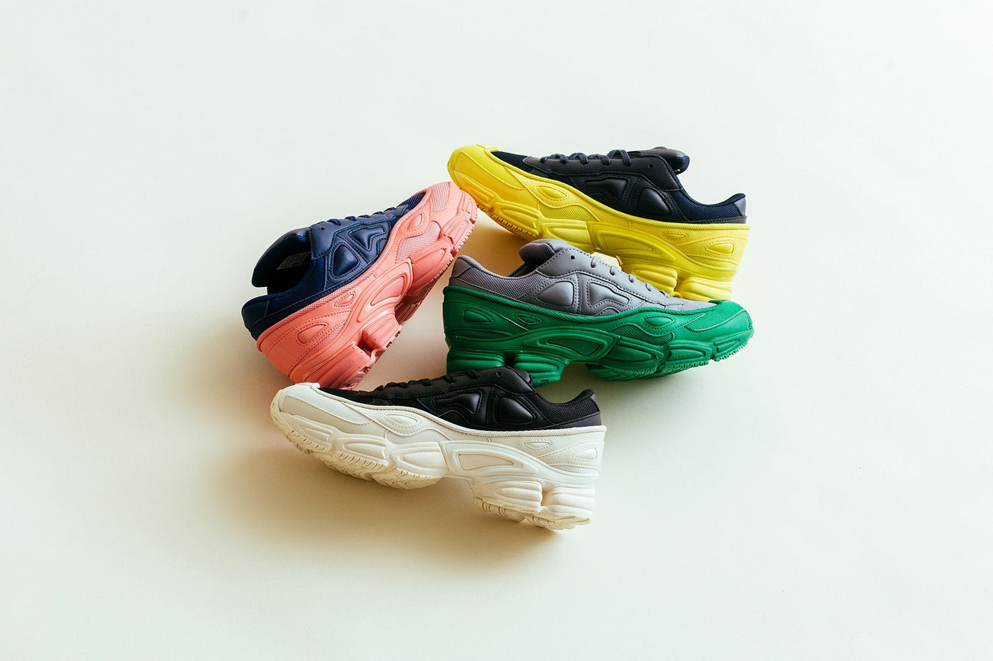 adidas Originals x Raf Simons Ozweego - Core White/Core Black