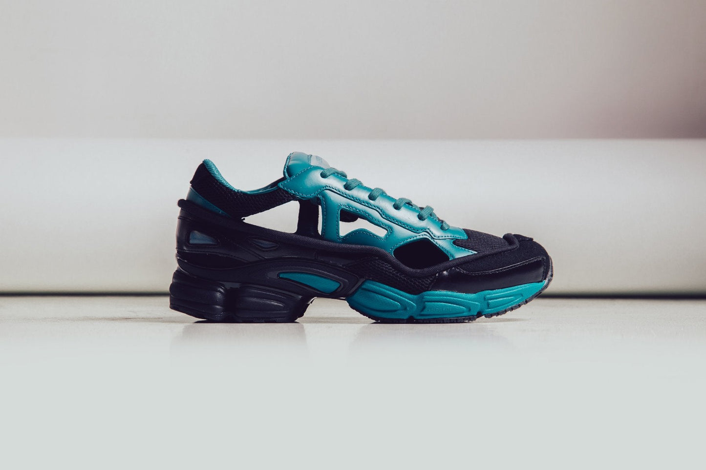adidas Originals x Raf Simons Replicant Ozweego - Core Black/Colonial Blue/Core Black
