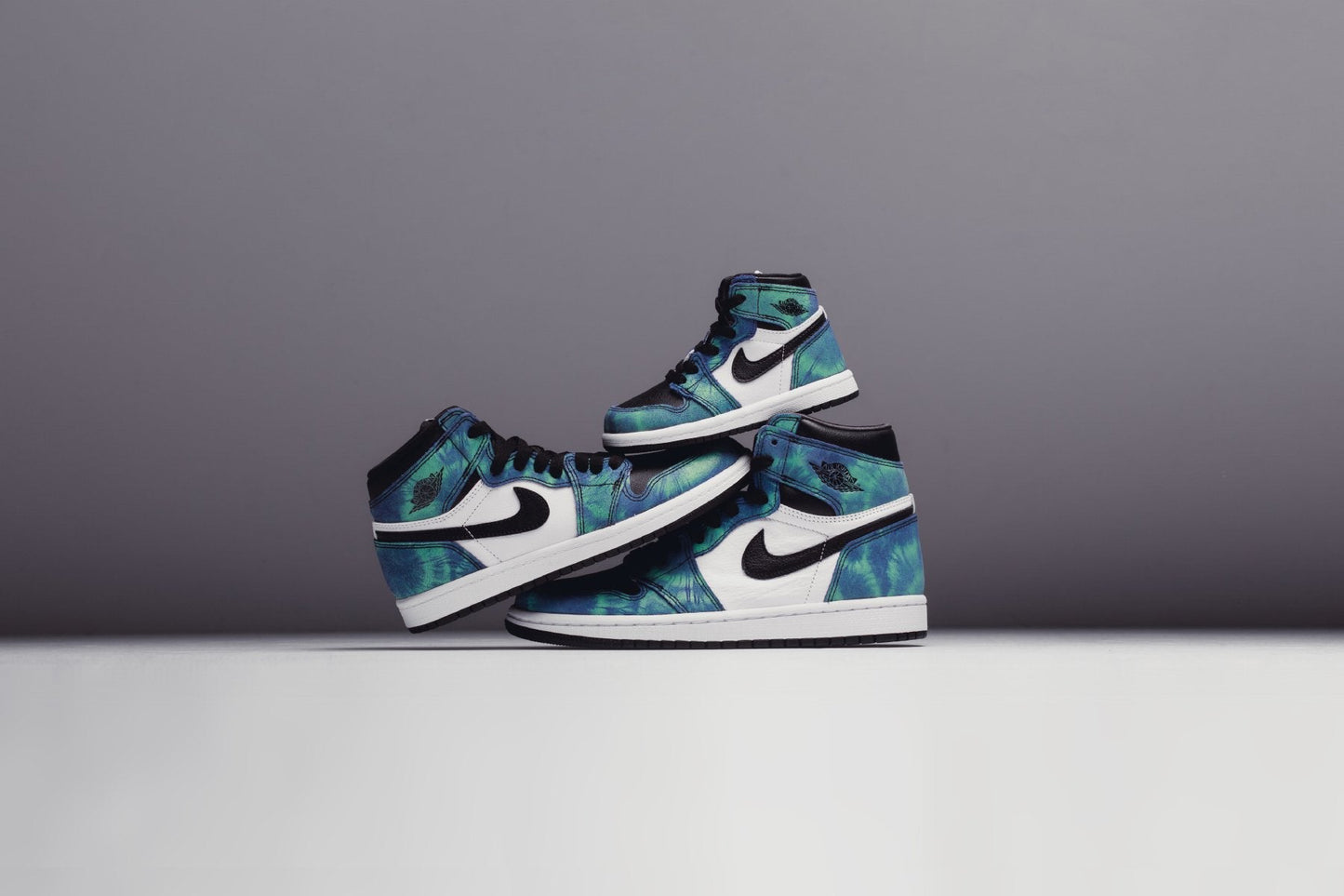 Air Jordan 1 High OG (TD) "Tie-Dye" - White/Black/Aurora Green