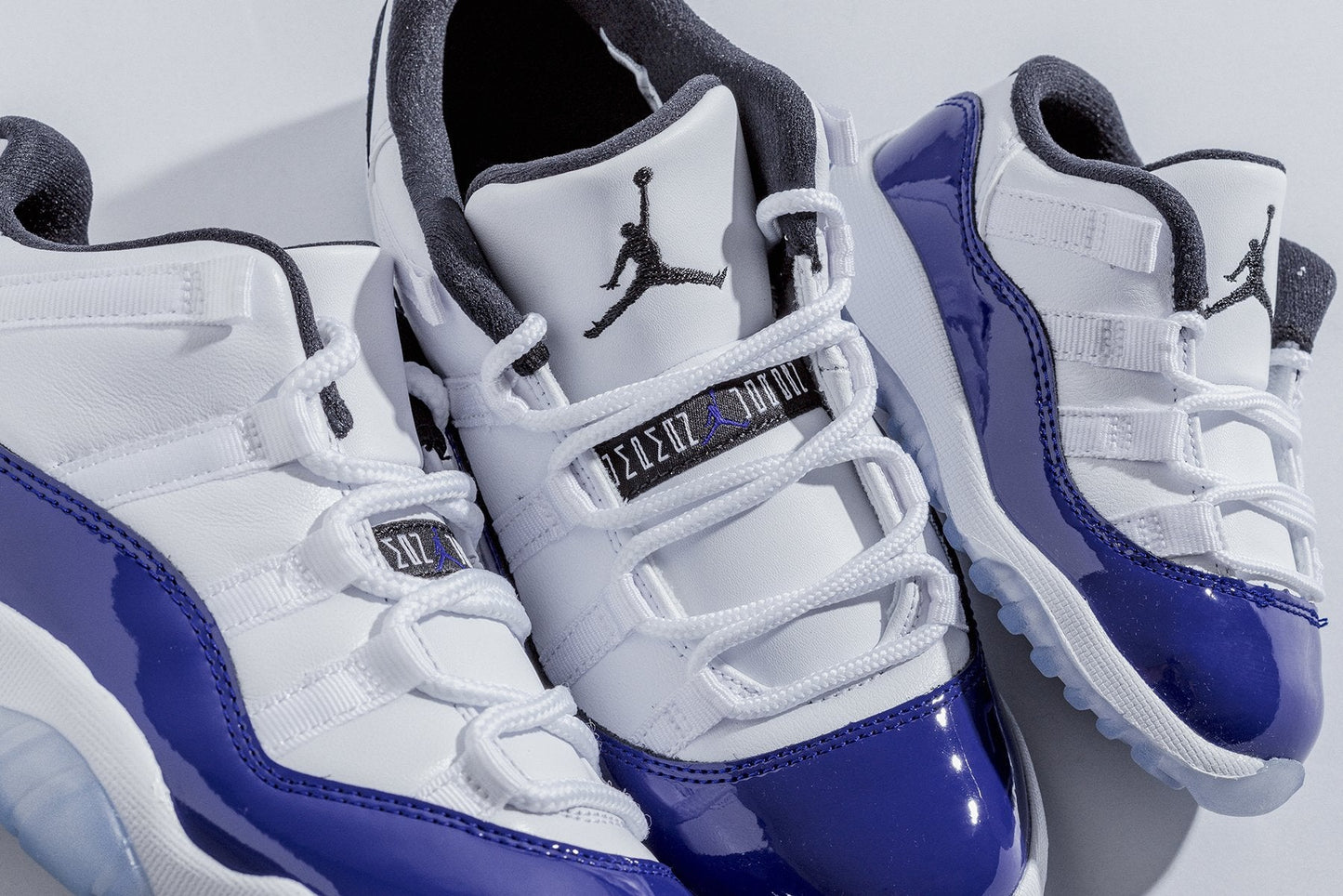 Women's Air Jordan 11 Retro Low "Concord" - White/Black/Concord