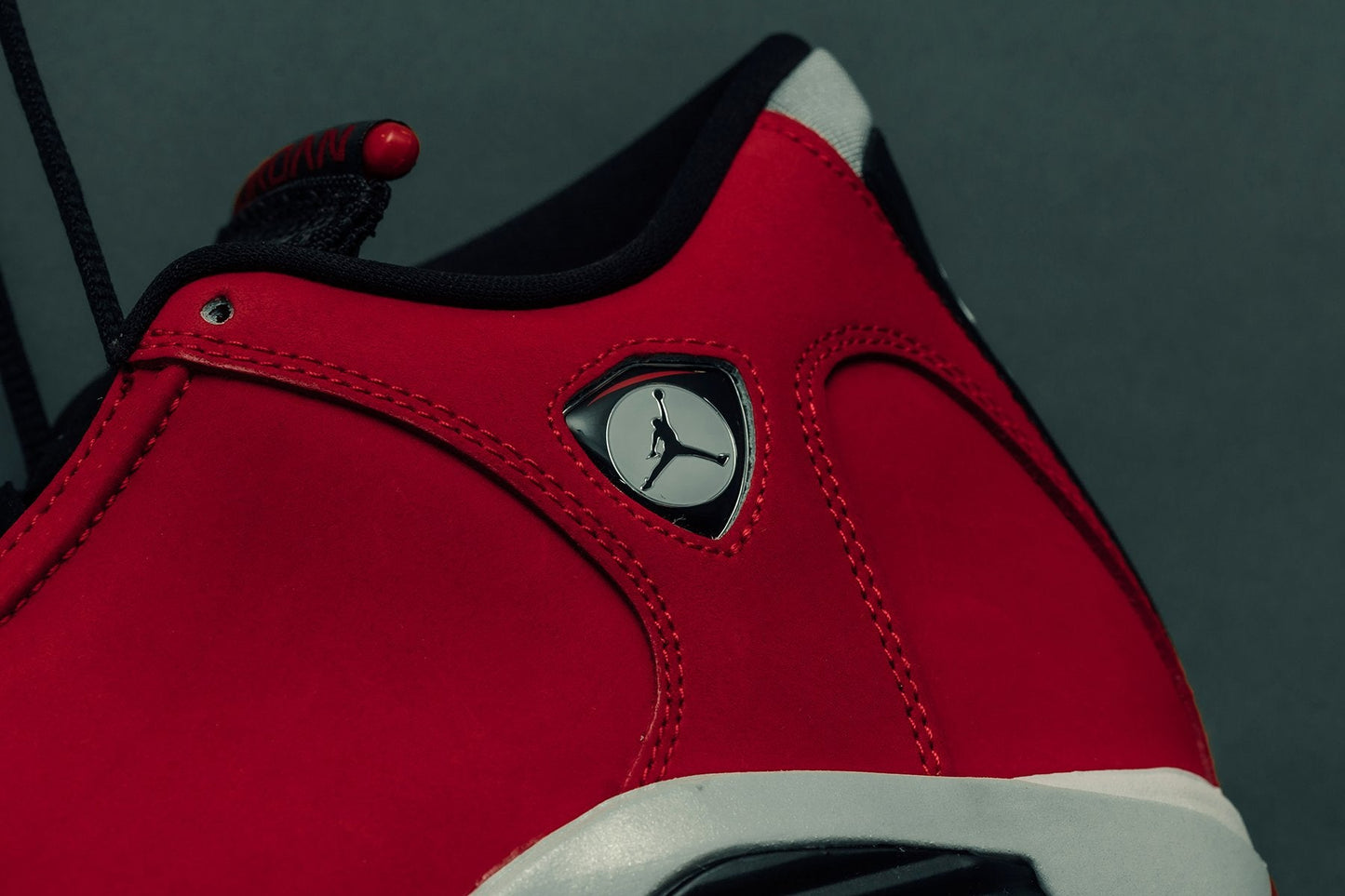 Air Jordan 14 Retro "Toro" - Black/Gym Red/White