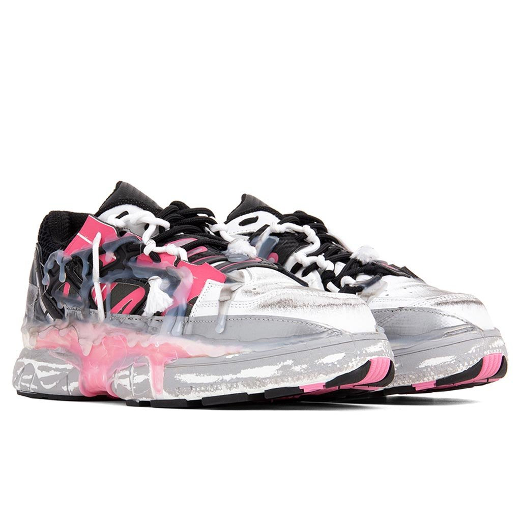 Fusion Sneaker Low Top - Black/White/Pink