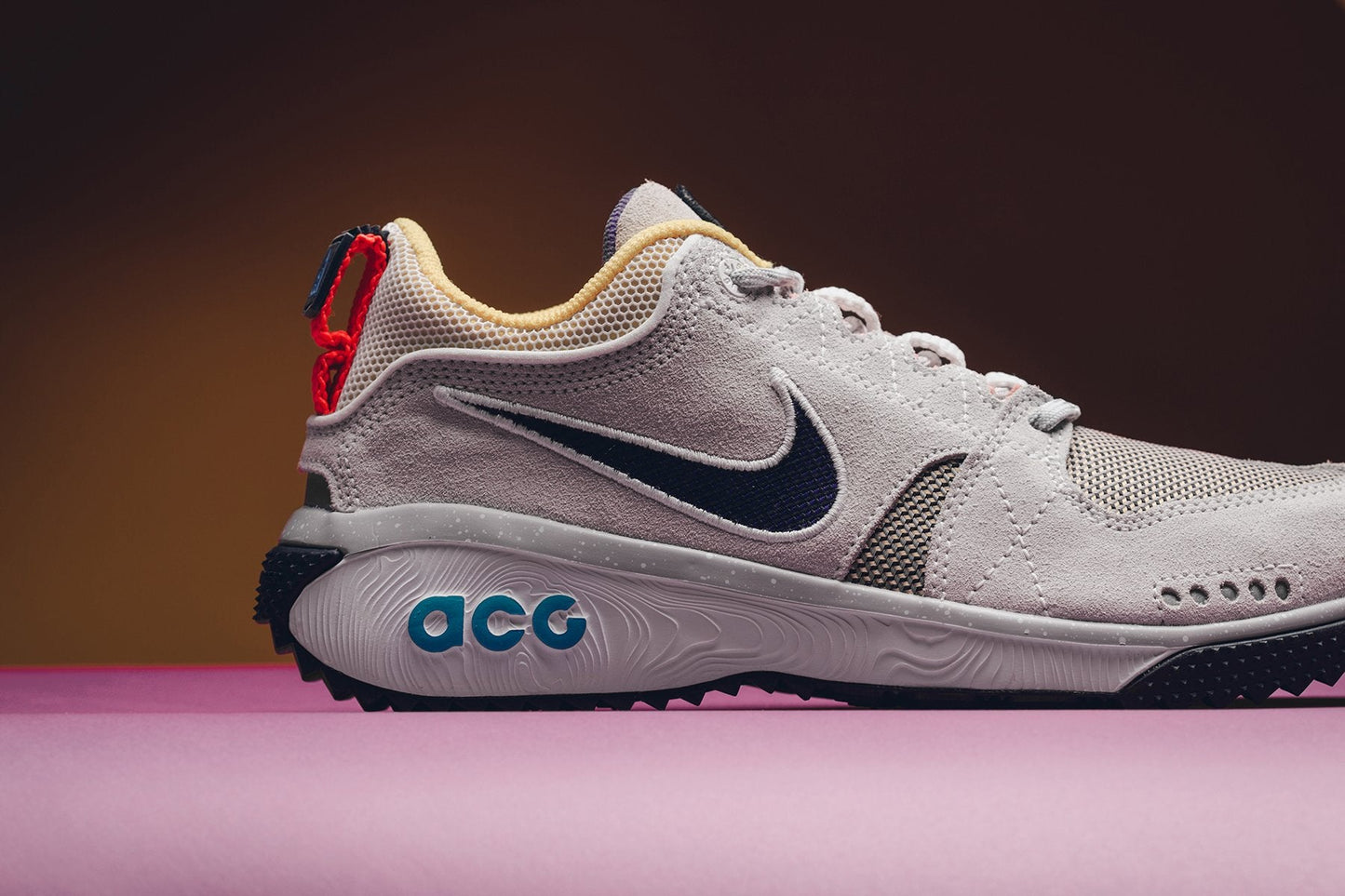 ACG Dog Mountain - Summit White/Black-Laser Orange