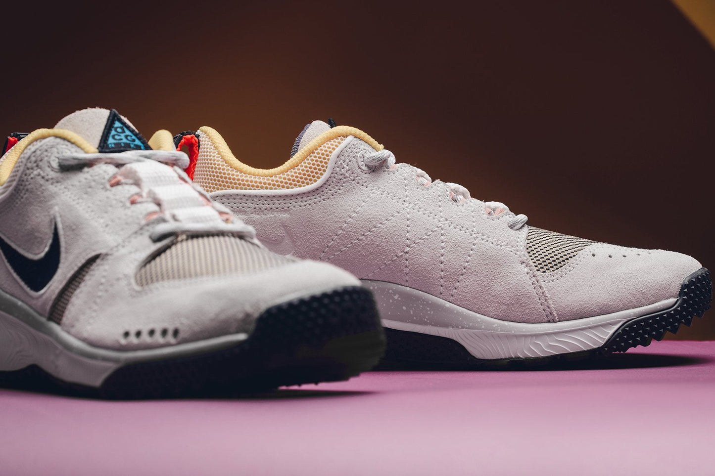 ACG Dog Mountain - Summit White/Black-Laser Orange
