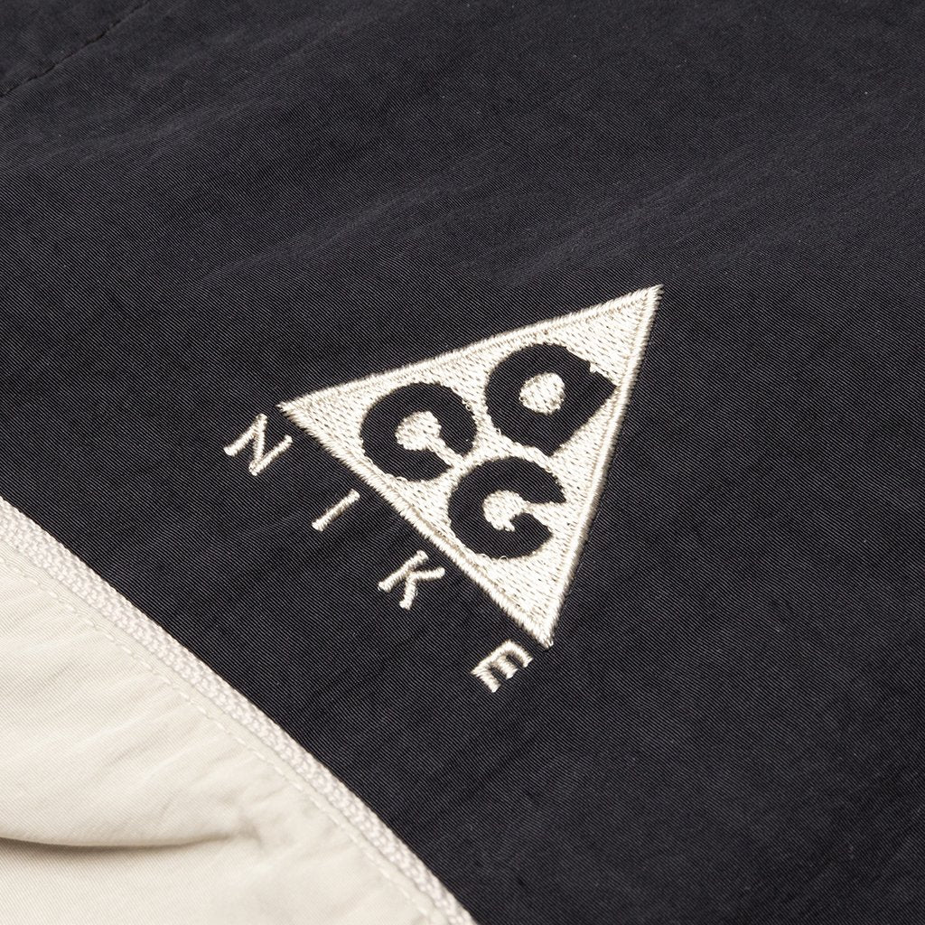ACG Vest - Black/Summit White/String/Antique Silver