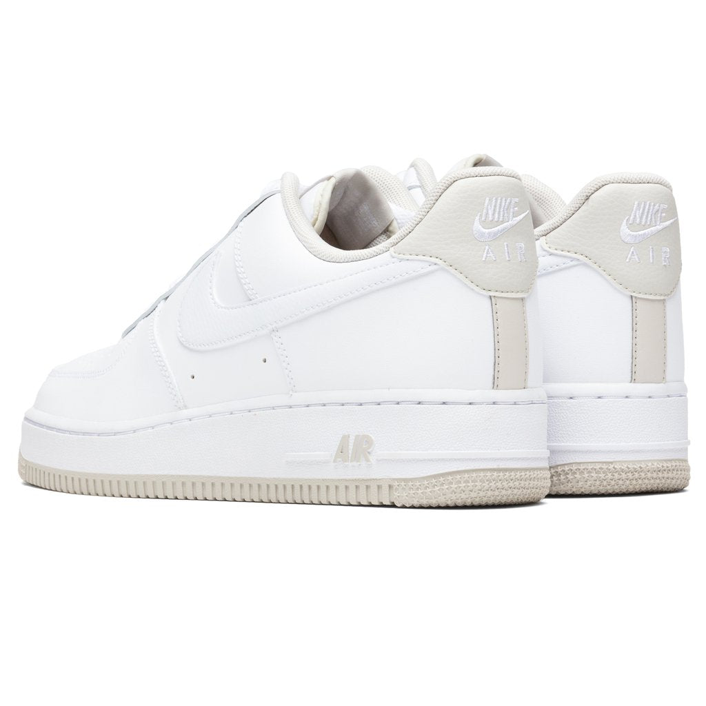 Air Force 1 '07 - White/Light Bone