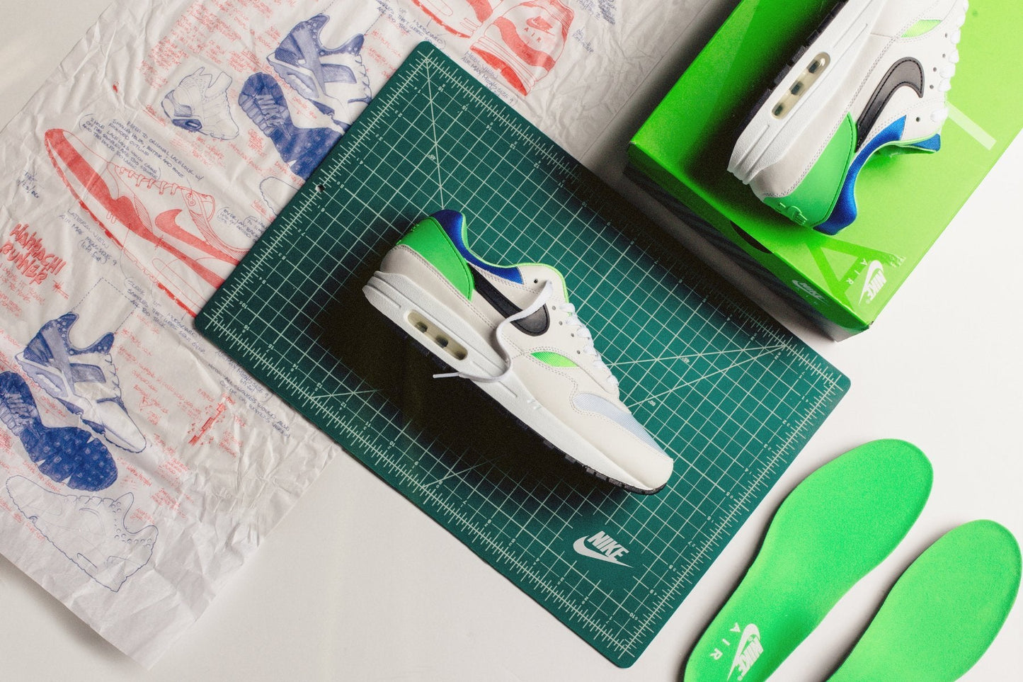 Air Max 1 DNA Ch. 1 - White/Royal Blue/Scream Green