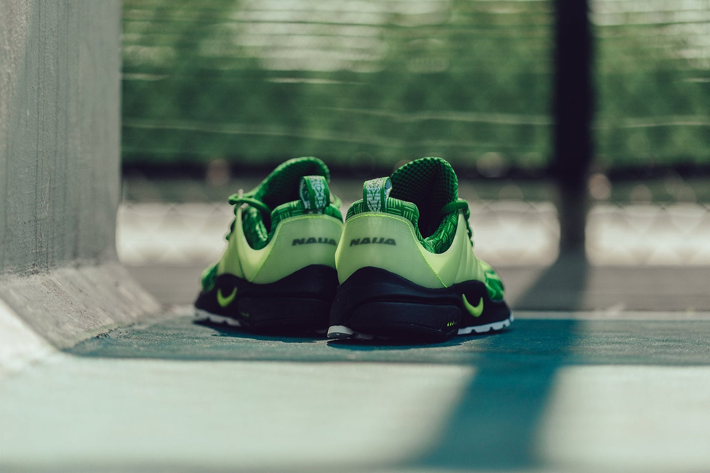 Air Presto "Naija" - Pine Green/Green Strike