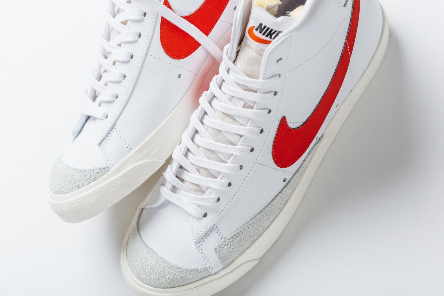Blazer Mid '77 Vintage - Habanero Red/Sail