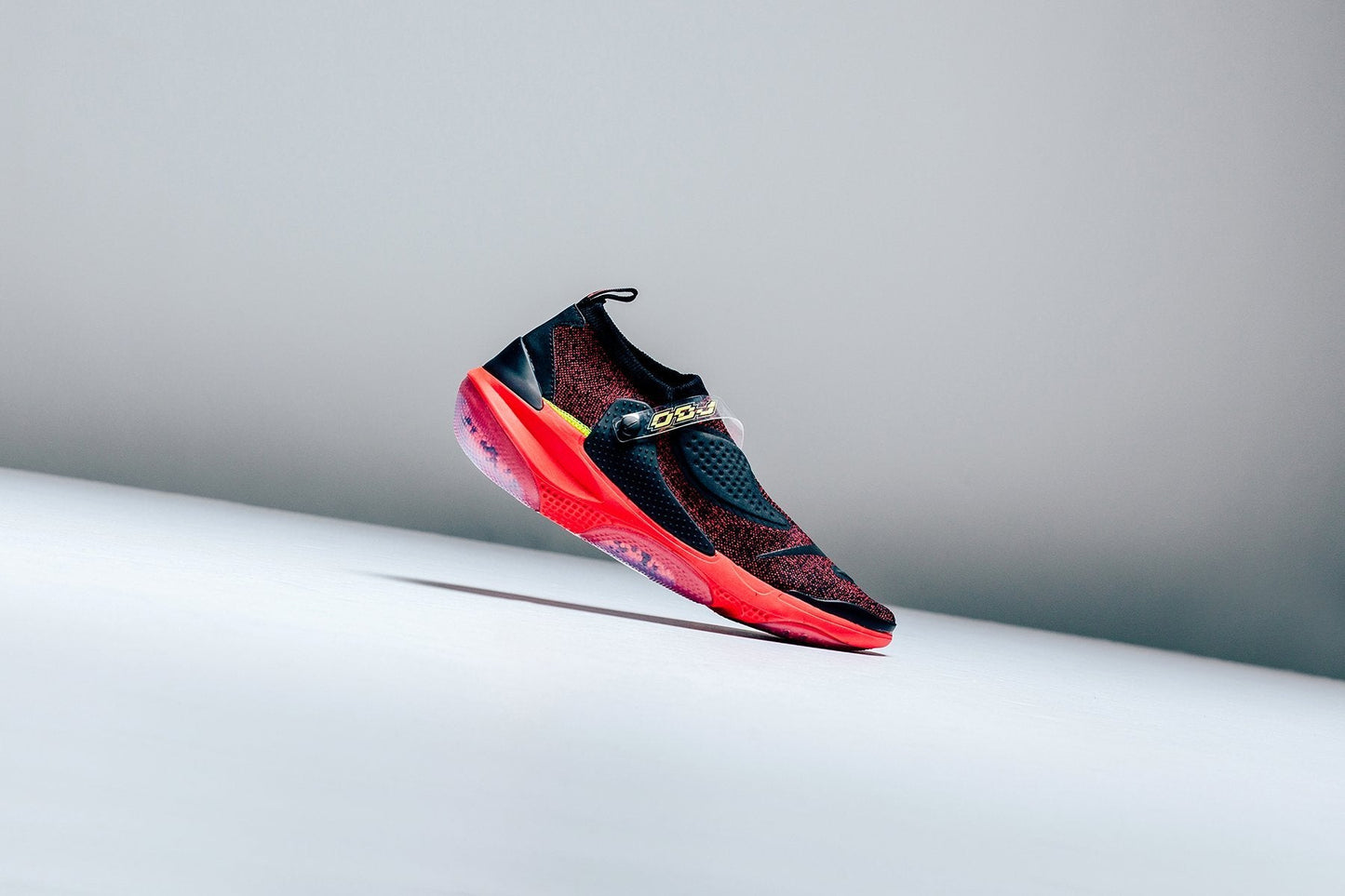 CC3 OBJ FK - Black/Bright Crimson/Volt