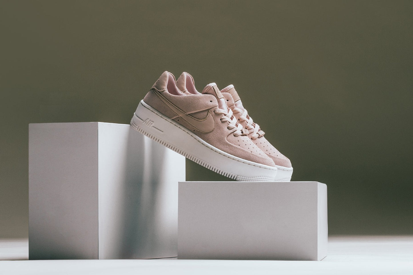 Women's Air Force 1 Sage Low - Particle Beige/Phantom