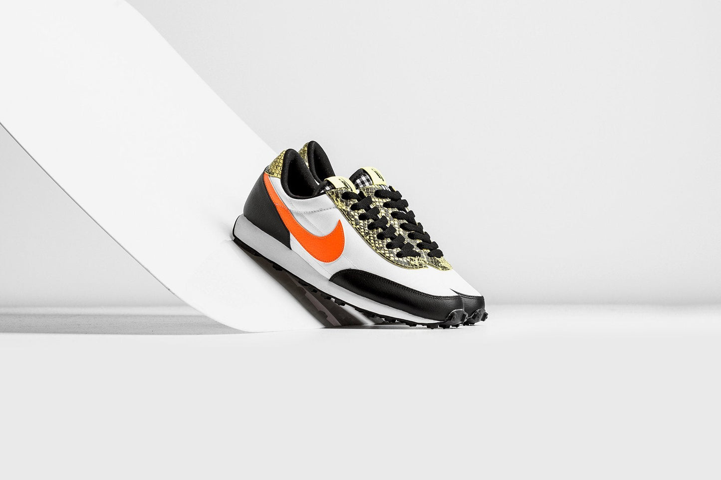 Women's Daybreak QS - Black/Total Orange/Dynamic Yellow