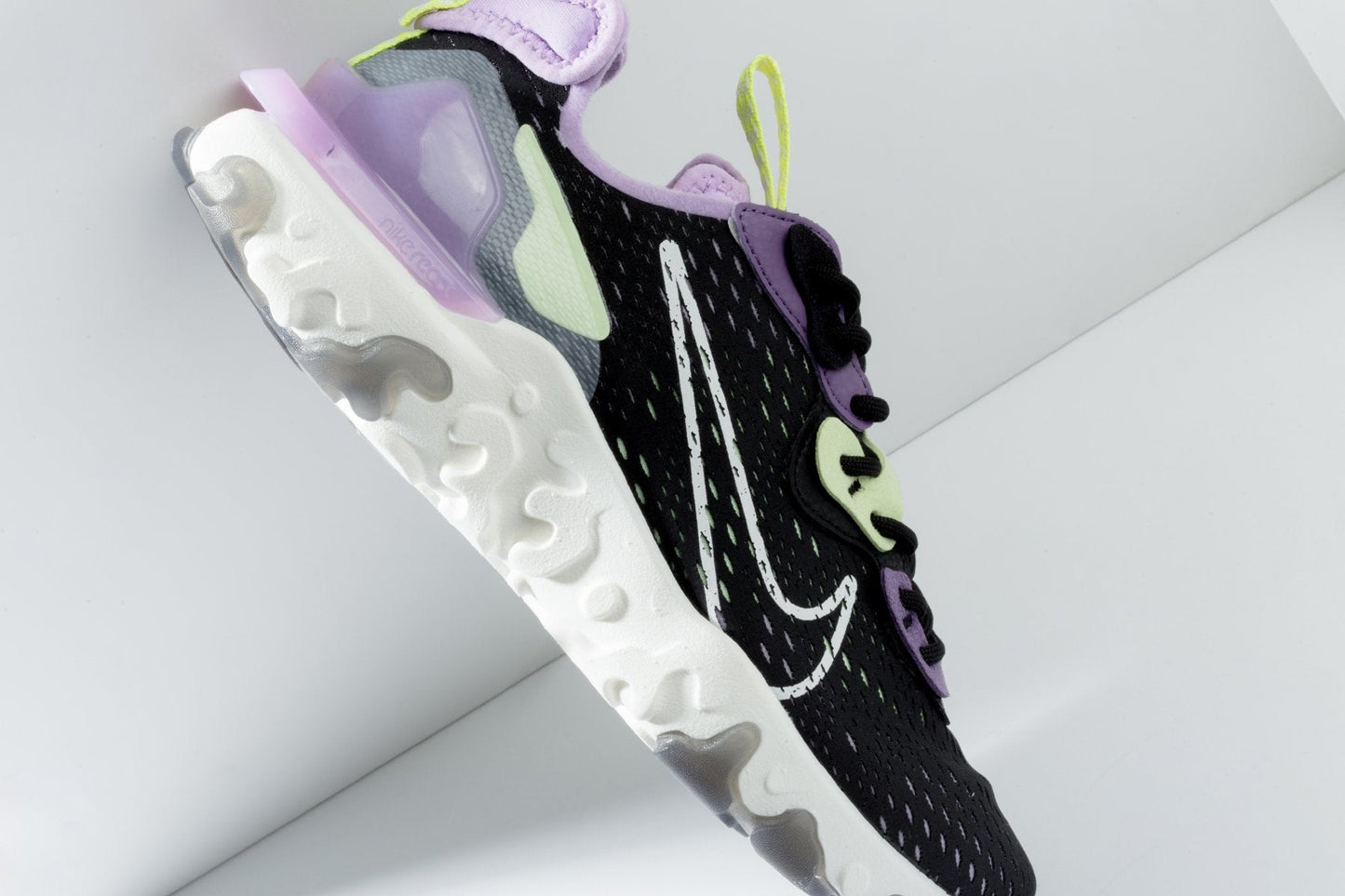 Women's React Vision - Black/Sail/Dark Smokey Grey/Gravity Purple