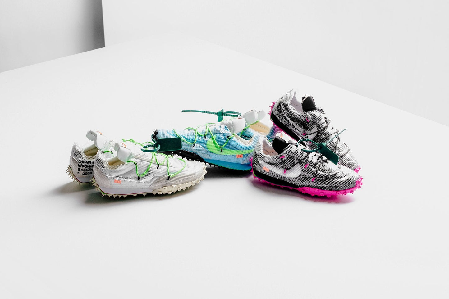 Nike x Off-White Women's Waffle Racer - Black/White/Fuchsia
