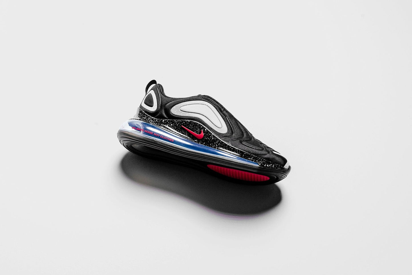 Nike x Undercover Air Max 720 - Black/University Red