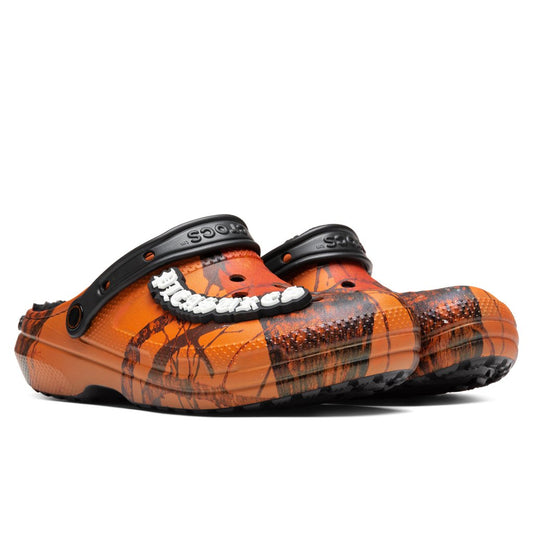 PLEASURES x Crocs Dylan Clog - Orange